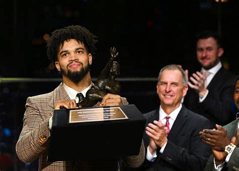 USC's Caleb Williams wins Heisman Trophy 